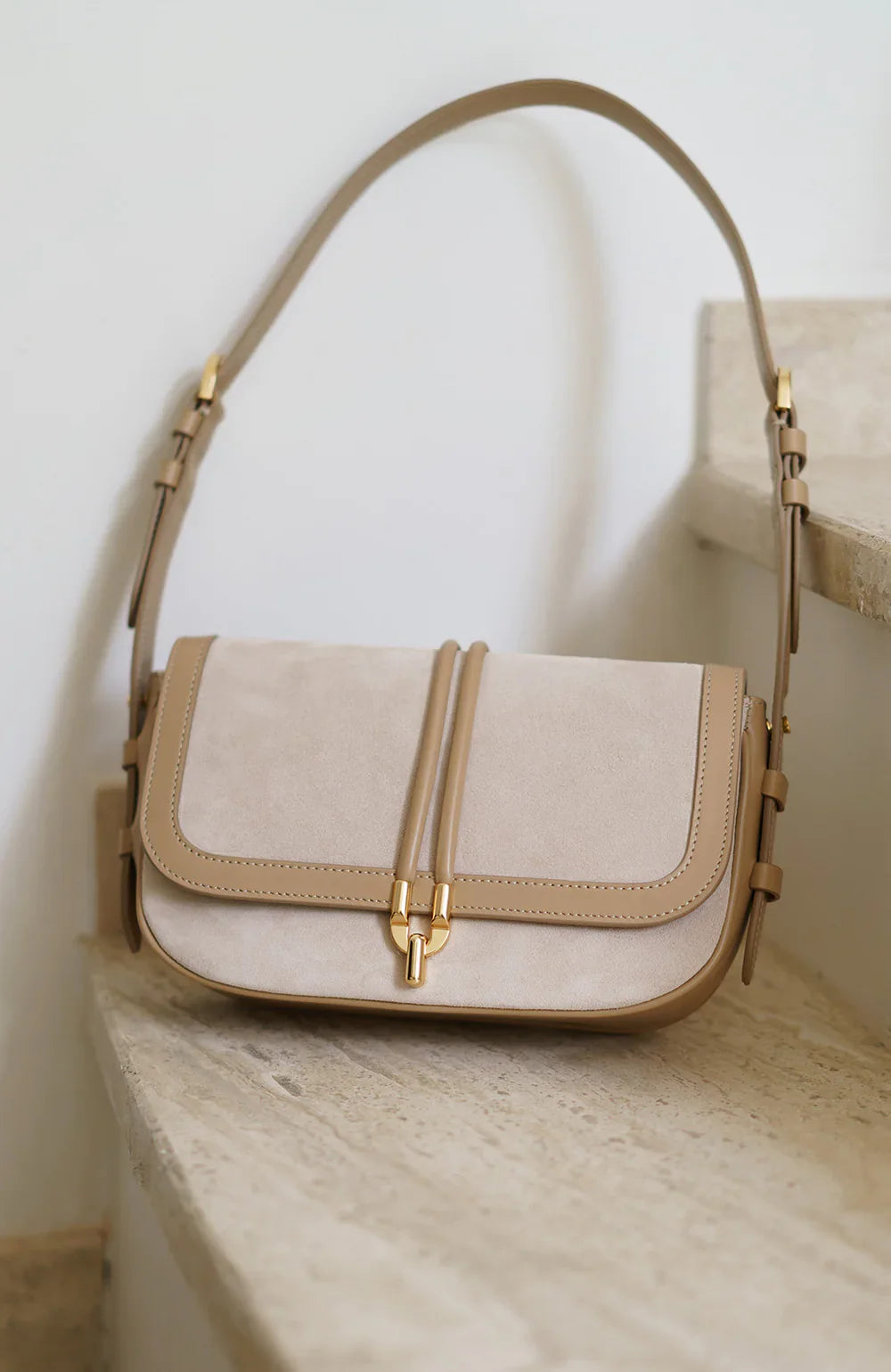 Gianni Baguette Beige